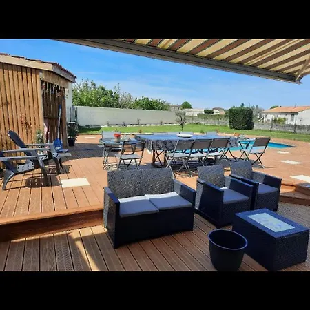 Maison De De 16 A 22 Personnes *